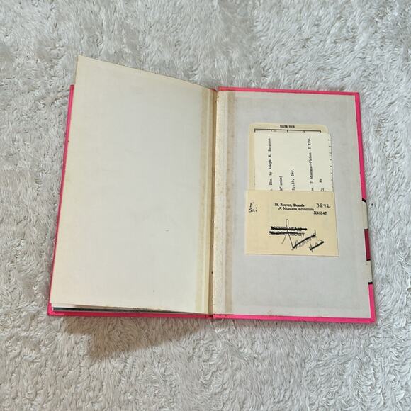 A Montana Adventure Dennis St. Sauver Tromp It 1973 ISBN 0912022507 Snowmobile - Picture 7 of 9